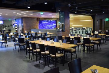 kometa_pub_rondo1_25x17